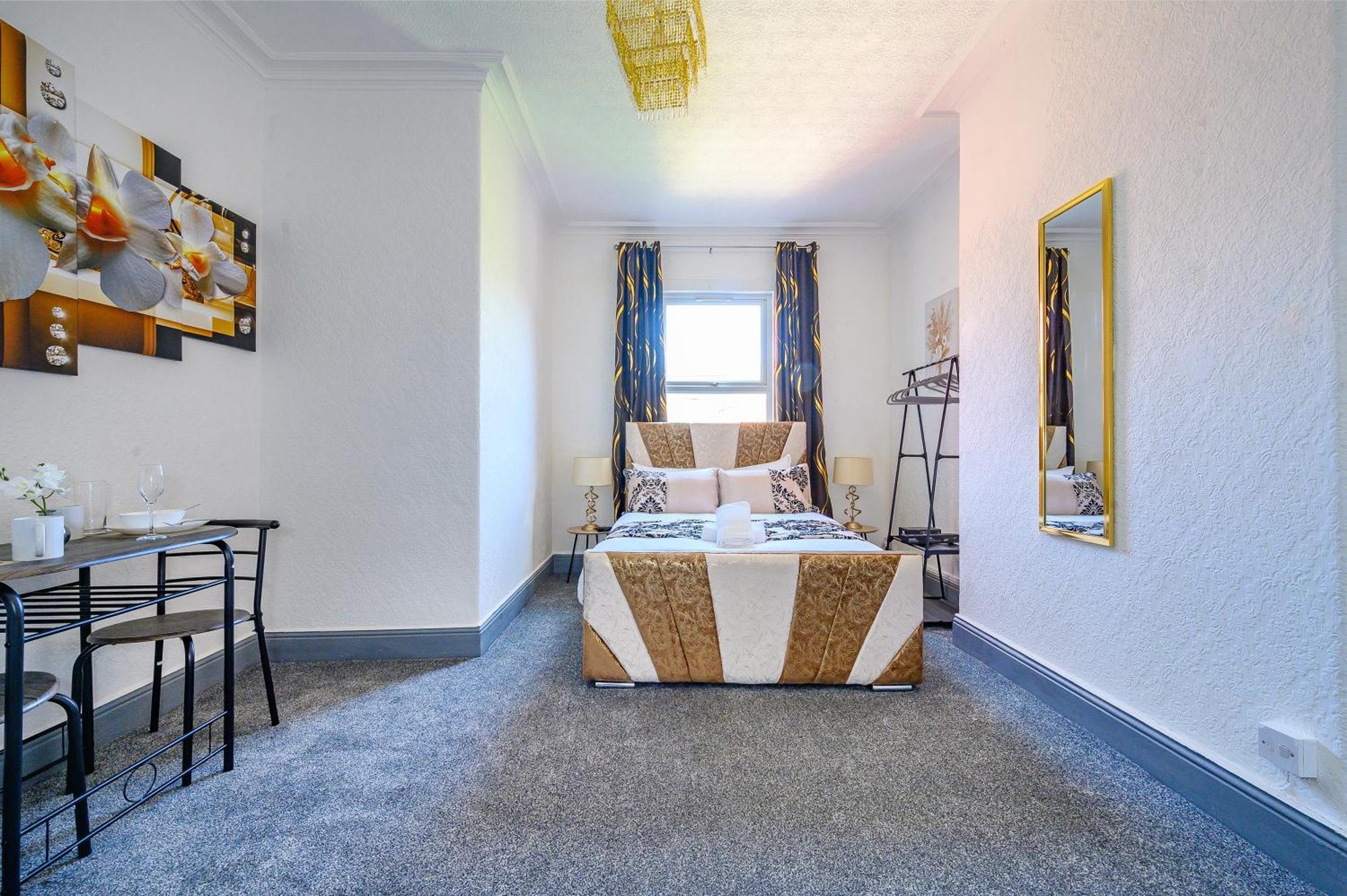 -re7h- For Your Relaxed & Cosy Free Parking